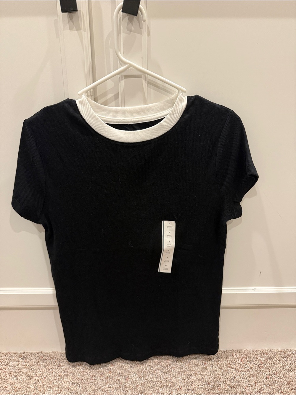 a new day Black Tee with White Crewneck - Women